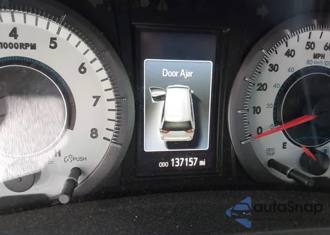 2015 Toyota Sienna Se 8 Passenger из США, поврежденный, VIN 5TDXK3DC0FS657546